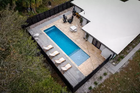 Exterior - 801 SE 15th St, Stuart, FL 34994 photo 5 of 5