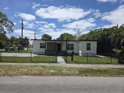 9900 NW 25th Ave, Miami, FL 33147