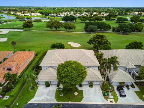 11618 Briarwood Cir #4, Boynton Beach, FL 33437
