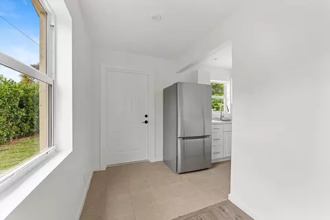 821 Northview Dr, Jupiter, FL 33458 photo 8