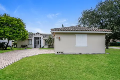 5491 NW 40th Ter, Coconut Creek, FL 33073