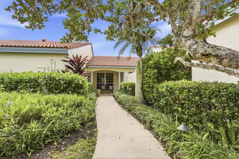2465 Vista Del Prado Dr, Wellington, FL 33414