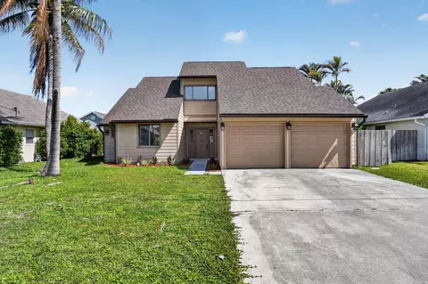 6119 Mullin St, Jupiter, FL 33458