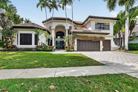 19220 Fox Landing Dr, Boca Raton, FL 33434