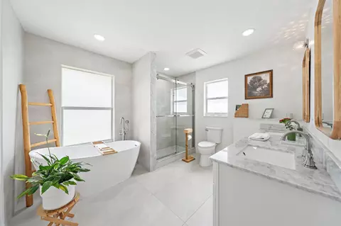 9831 Hyacinth Cir S, Palm Beach Gardens, FL 33410