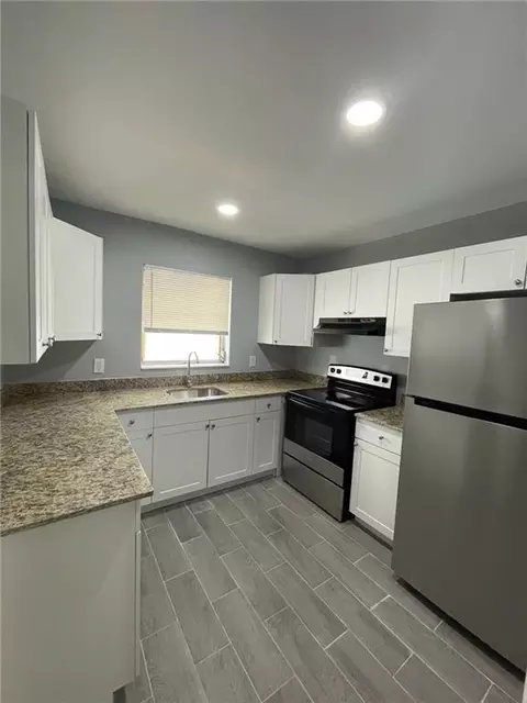 1350 E Sample Rd #201, Pompano Beach, FL 33064