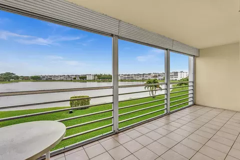 2066 Exeter D, Boca Raton, FL 33434 photo 2