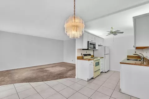 2066 Exeter D, Boca Raton, FL 33434 photo 7