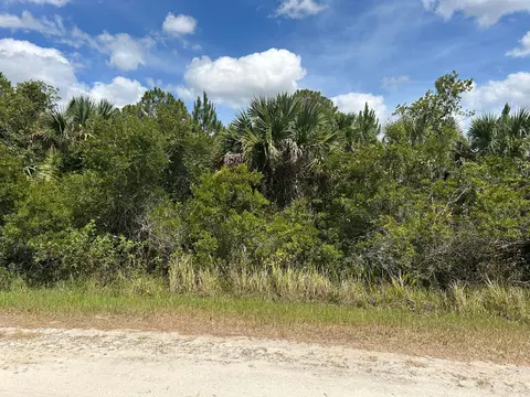 608 SW Lynn St, Palm Bay, FL 32908