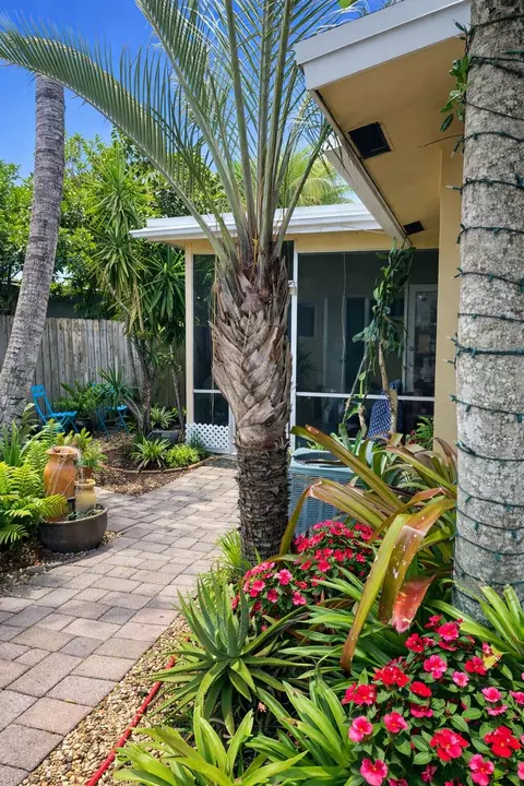 1417 NE 24th Ct, Wilton Manors, FL 33305