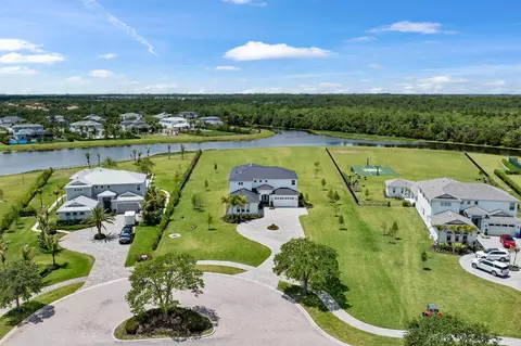 20060 SE Bridgewater Dr, Jupiter, FL 33458