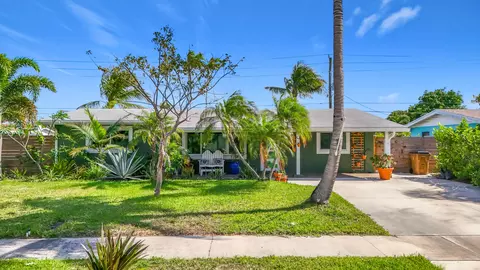 6 SE 10th Ct, Deerfield Beach, FL 33441