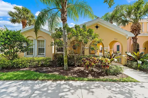 1944 Jeaga Dr, Jupiter, FL 33458