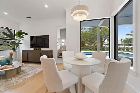 Dining - 5634 Shirley Dr, Jupiter, FL 33458 photo 4 of 4