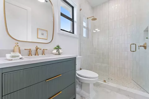 Bath - 5634 Shirley Dr, Jupiter, FL 33458 photo 7 of 12