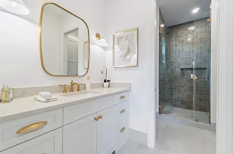 Bath - 5634 Shirley Dr, Jupiter, FL 33458 photo 9 of 12