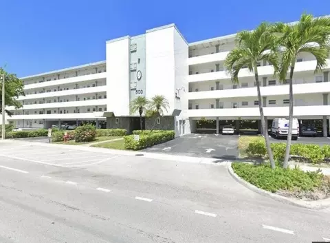 500 NE 14th Ave NE #404, Hallandale Beach, FL 33009