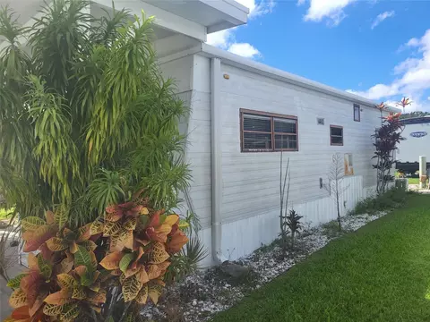 6502 SE 54th Ln, Okeechobee, FL 34974 photo 3