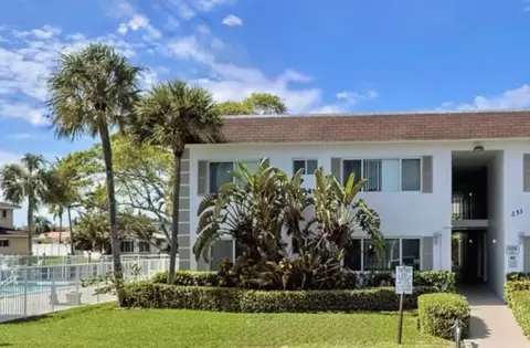 251 SE 6th Ave #7, Pompano Beach, FL 33060