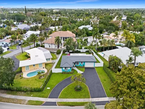 2141 NE 24th St, Lighthouse Point, FL 33064