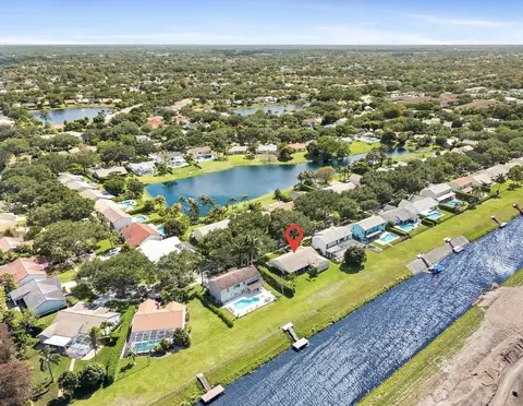 3737 Satin Leaf Ct, Delray Beach, FL 33445