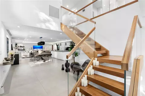 500 NE 14th Ave, Fort Lauderdale, FL 33301