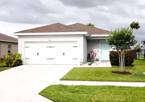 517 Cherimoya St, Fort Pierce, FL 34981