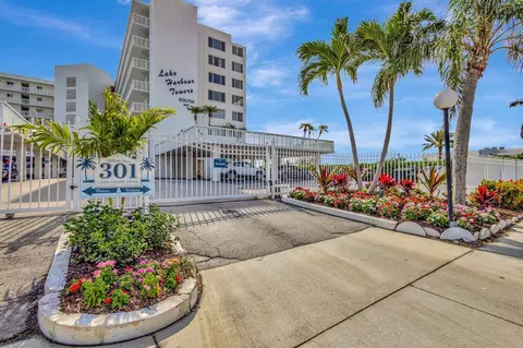 301 Lake Shore Dr #503, Lake Park, FL 33403