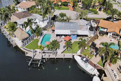 1221 SE 3rd Ave, Pompano Beach, FL 33060