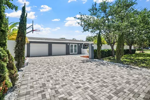 5496 NE 22nd Ave, Fort Lauderdale, FL 33308