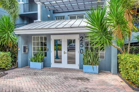 250 NE 3rd Ave #1408, Delray Beach, FL 33444