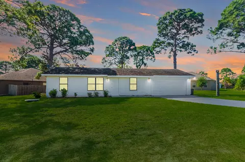 993 SW Cecil Ln, Port Saint Lucie, FL 34953