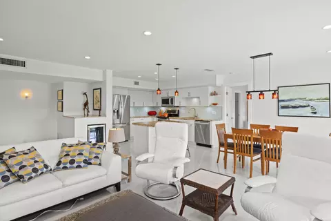 300 Diplomat Pkwy UNIT 317, Hallandale Beach, FL 33009