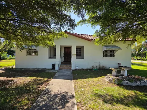 145 SW 3rd Ave, Florida City, FL 33034