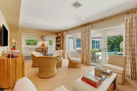 152 Chilean Ave, Palm Beach, FL 33480