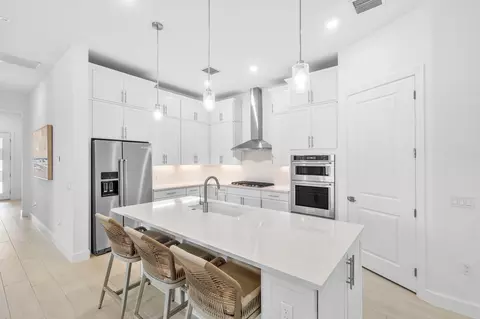9303 Cape Honey Bee Ln, Lake Worth, FL 33467