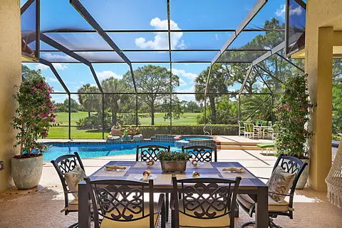 18680 SE Old Trail Dr E, Jupiter, FL 33478