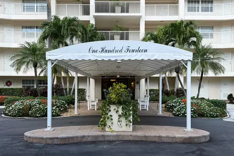 3507 Oaks Way #310, Pompano Beach, FL 33069