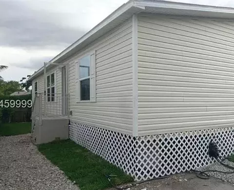 13560 SW 7th Pl, Davie, FL 33325
