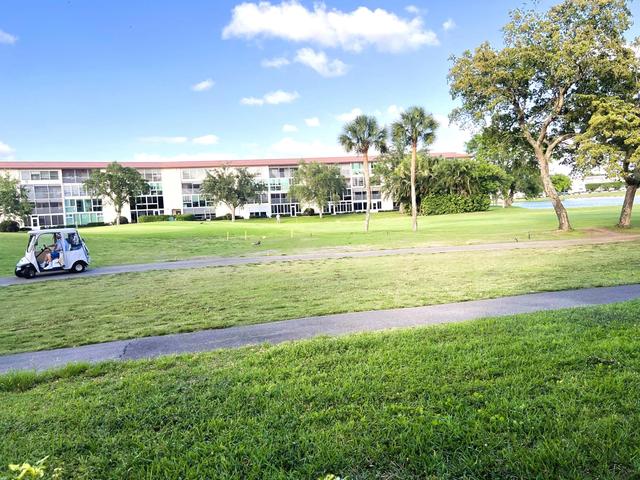 2902 Victoria Cir #A1, Coconut Creek, FL 33066