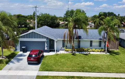 1381 Wyndcliff, Wellington, FL 33414