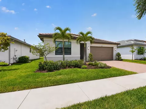 12440 SW Blue Mangrove Pkwy, Port Saint Lucie, FL 34987