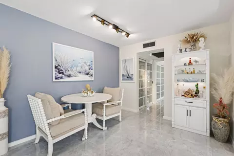 125 Oakridge J #125, Deerfield Beach, FL 33442