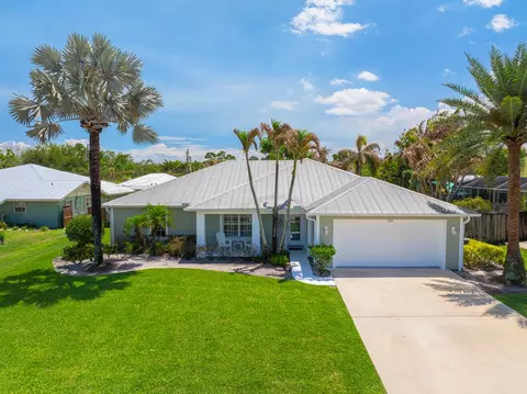5064 SE Horseshoe Point Rd, Stuart, FL 34997