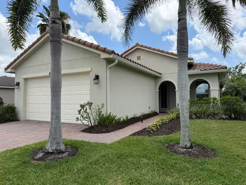 11304 SW Mountain Ash Cir, Port Saint Lucie, FL 34987