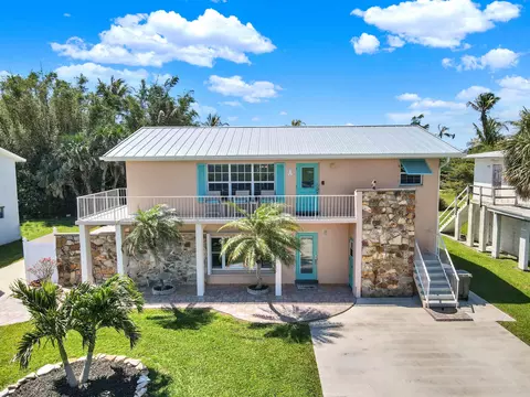 1819 Melaleuca Dr #A AND B, Fort Pierce, FL 34949
