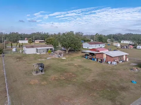 View/Area - 11404 Lithia Pinecrest Rd, Lithia, FL 33547 photo 6 of 7
