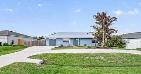 1146 SW Del Rio Blvd, Port Saint Lucie, FL 34953