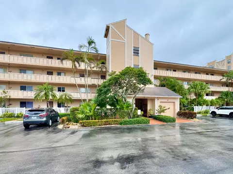 7006 Huntington Ln #306, Delray Beach, FL 33446