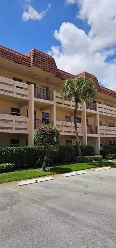 14721 Bonaire Blvd #309, Delray Beach, FL 33446